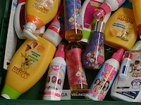 Inhoud kist diverse goederen - afbeelding 2 van  5