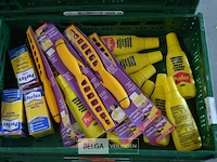 Inhoud kist diverse goederen - afbeelding 1 van  4
