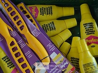 Inhoud kist diverse goederen - afbeelding 3 van  4