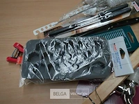 Inhoud kist diverse materialen - afbeelding 5 van  6