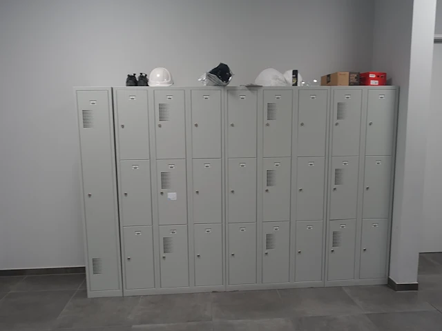 Inhoud kleedkamer - afbeelding 1 van  1