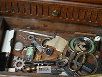 Inhoud lade div deco materialen - afbeelding 4 van  6