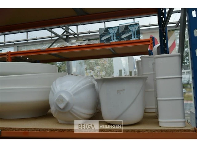 Inhoud legger div deco materialen - afbeelding 2 van  5