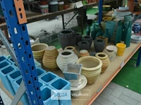 Inhoud legger div deco materialen - afbeelding 1 van  5