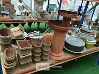 Inhoud legger div deco materialen - afbeelding 1 van  5