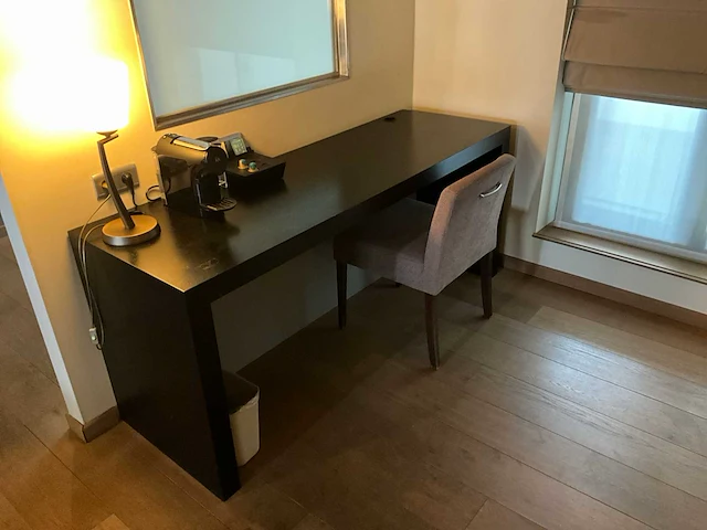 Inhoud luxe hotelkamer suite 309 - afbeelding 34 van  52