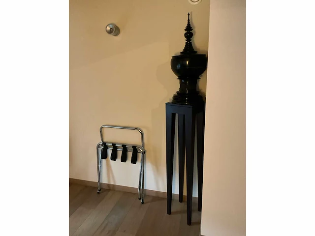 Inhoud luxe hotelkamer suite 309 - afbeelding 45 van  52