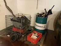 Inhoud magazijn garage - afbeelding 4 van  7