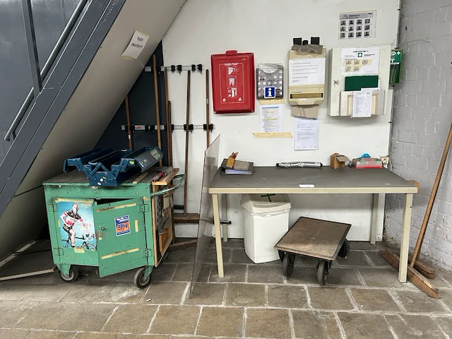 Inhoud onder verdiep - afbeelding 1 van  6