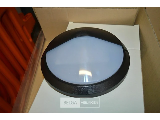 Inhoud pallet ±8x6st div lampen - afbeelding 2 van  5