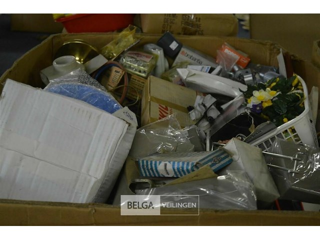 Inhoud pallet box - afbeelding 2 van  9