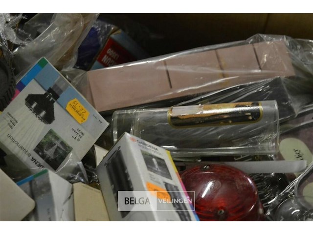 Inhoud pallet box - afbeelding 2 van  12