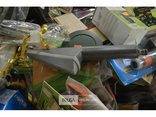 Inhoud pallet box - afbeelding 10 van  12