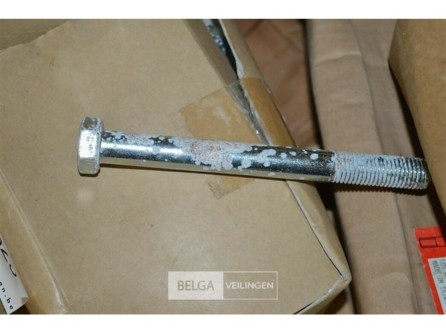 Inhoud pallet div bouten en scharnieren - afbeelding 2 van  3