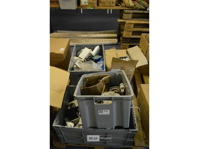 Inhoud pallet div electronika - afbeelding 1 van  5