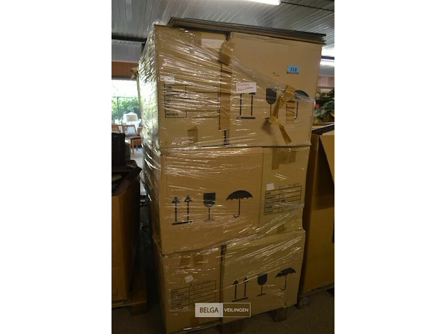 Inhoud pallet div fotokaders - afbeelding 1 van  3