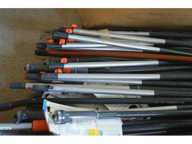 Inhoud pallet div gardena materialen - afbeelding 2 van  5