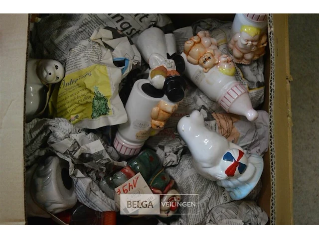 Inhoud pallet div retro deco materialen - afbeelding 4 van  7