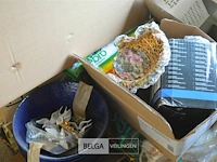Inhoud pallet div retro decomaterialen - afbeelding 2 van  9