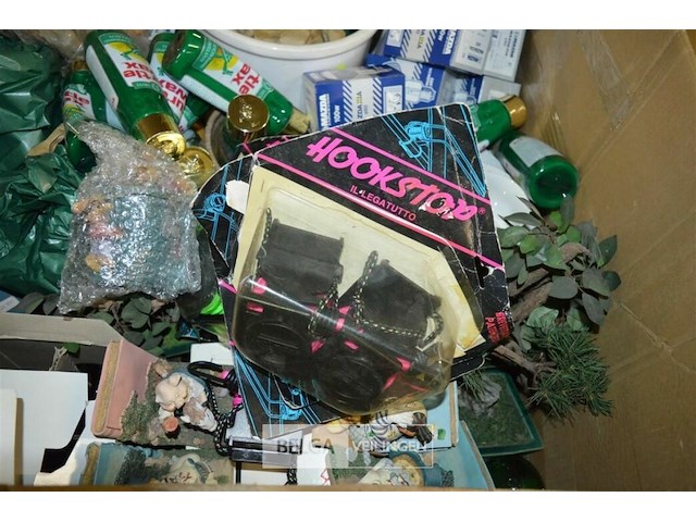 Inhoud pallet div retro materialen - afbeelding 3 van  6