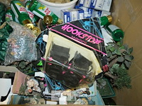 Inhoud pallet div retro materialen - afbeelding 3 van  6