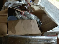 Inhoud pallet kommen, glazen en borden - afbeelding 2 van  7