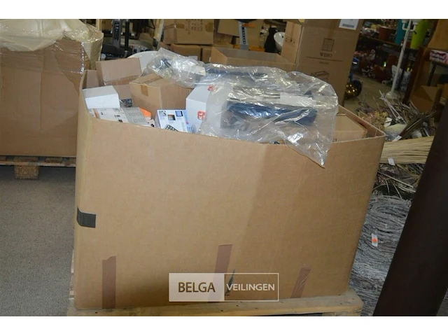 Inhoud pallet mix pallet - afbeelding 1 van  8