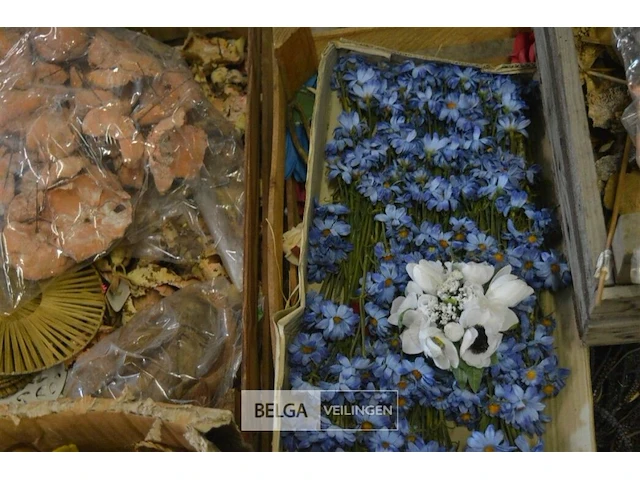 Inhoud pallet partij deco bloemen - afbeelding 6 van  7