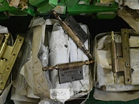 Inhoud pallet partij deurscharnieren - afbeelding 3 van  7