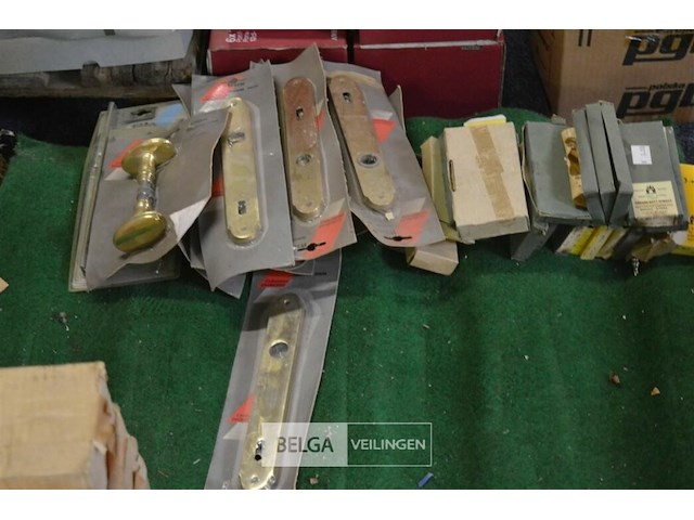 Inhoud pallet partij deurscharnieren - afbeelding 7 van  7