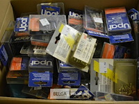 Inhoud pallet scharnieren, schroeven, zaagbladen en div - afbeelding 6 van  11