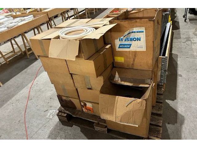 Inhoud pallet - afbeelding 4 van  4