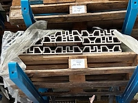 Inhoud pallet - afbeelding 1 van  3