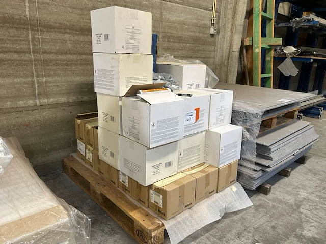Inhoud pallet - afbeelding 1 van  1