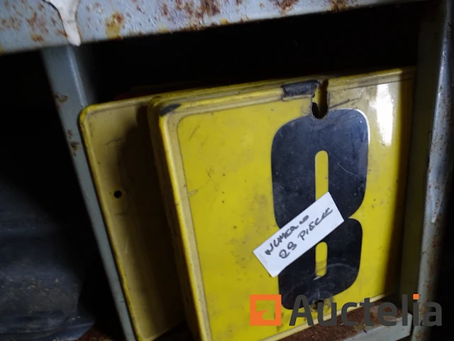 Inhoud plank: karting accessoires - afbeelding 7 van  14