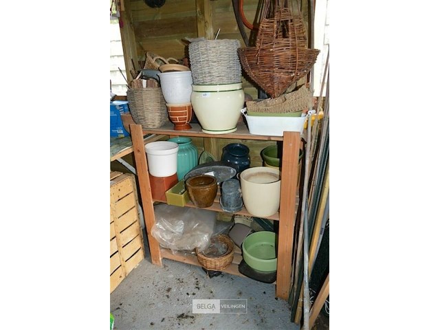 Inhoud rek div bloembakken - afbeelding 1 van  6