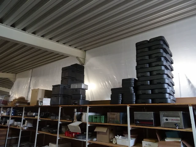 Inhoud rek horecamateriaal - afbeelding 7 van  9