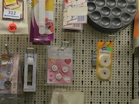 Inhoud rek partij bakmaterialen - afbeelding 3 van  7