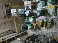 Inhoud rek partij bekaert onderdelen - afbeelding 1 van  11