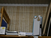 Inhoud rek partij div kantoorbenodigdheden + opblaasbare stoel