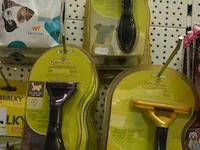 Inhoud rek partij div spullen voor kat en hond - afbeelding 7 van  10