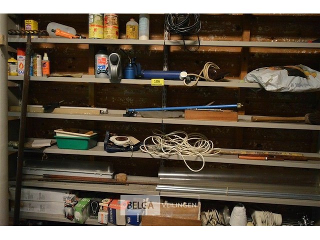 Inhoud rek - afbeelding 1 van  10