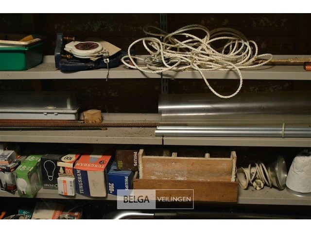 Inhoud rek - afbeelding 7 van  10