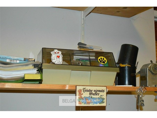 Inhoud rek - afbeelding 1 van  3