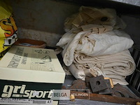 Inhoud rek - afbeelding 3 van  3