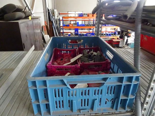 Inhoud rek - afbeelding 24 van  47