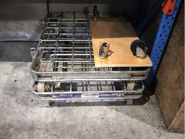 Inhoud rek - afbeelding 5 van  11