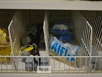 Inhoud schap div. materialen - afbeelding 3 van  3