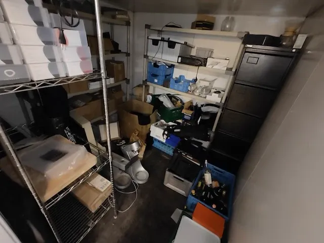 Inhoud stockageruimte - afbeelding 1 van  23