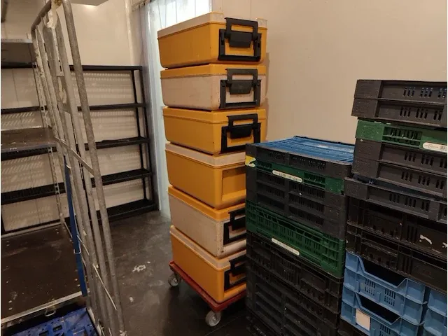 Inhoud stockageruimte - afbeelding 2 van  14